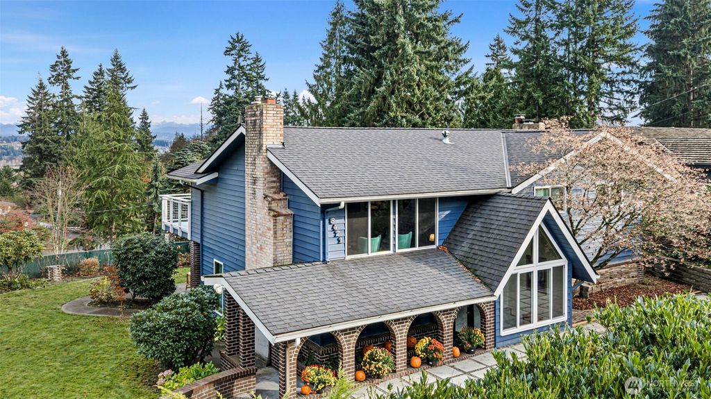 8421 Cascadia Avenue, Everett, WA 98208