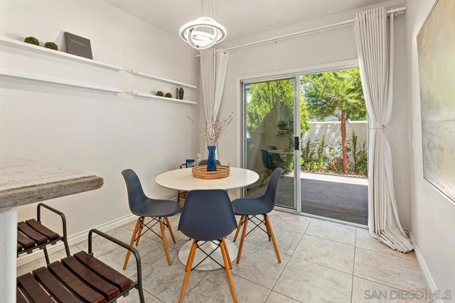 8619 Via Mallorca C, La Jolla, CA 92037