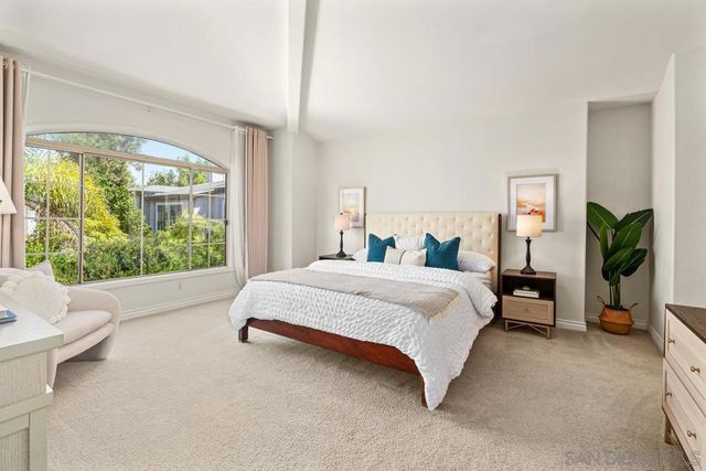 8619 Via Mallorca C, La Jolla, CA 92037