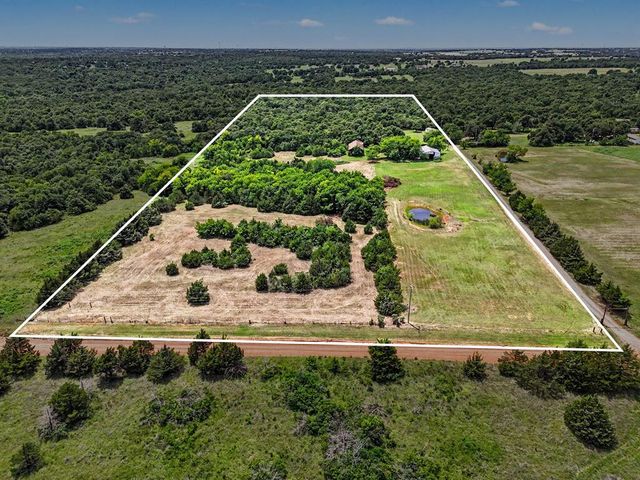 9925 S Anderson Road, Guthrie, OK 73044