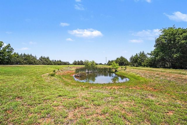 9925 S Anderson Road, Guthrie, OK 73044