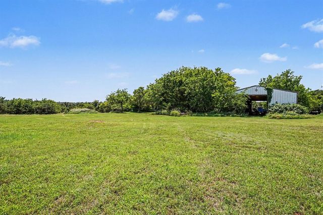 9925 S Anderson Road, Guthrie, OK 73044