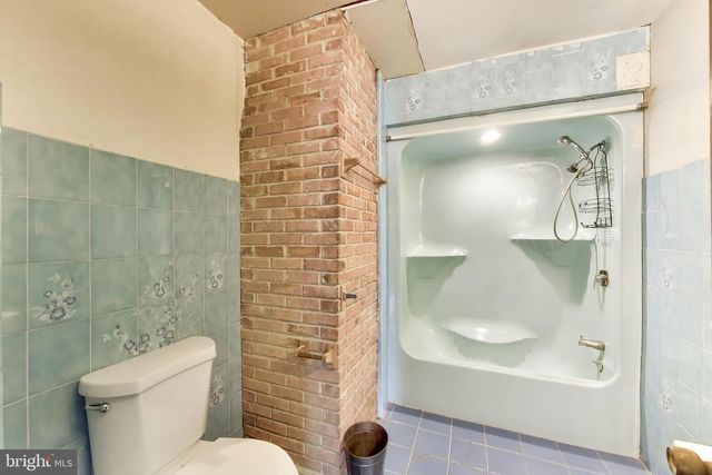 4414 BANKS PL NE, Washington, DC 20019