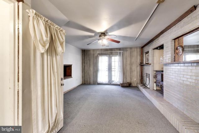 4414 BANKS PL NE, Washington, DC 20019