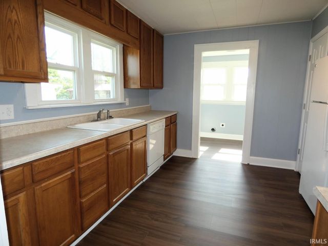 1028 Q Street, Bedford, IN 47421