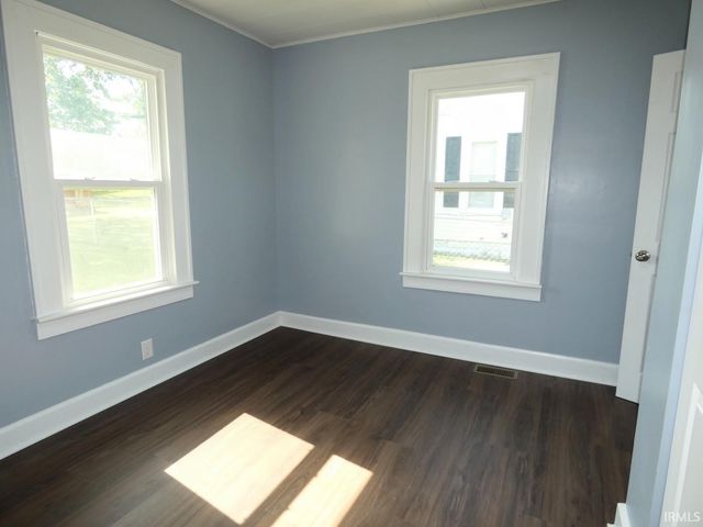1028 Q Street, Bedford, IN 47421