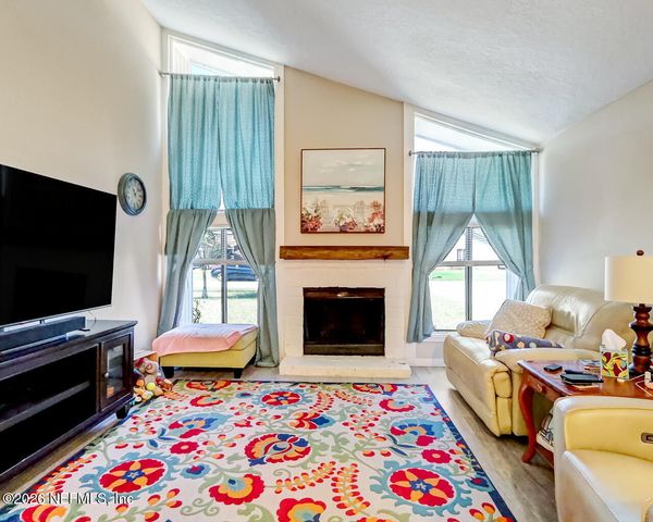 10655 LA MANCHA Avenue, Jacksonville, FL 32257