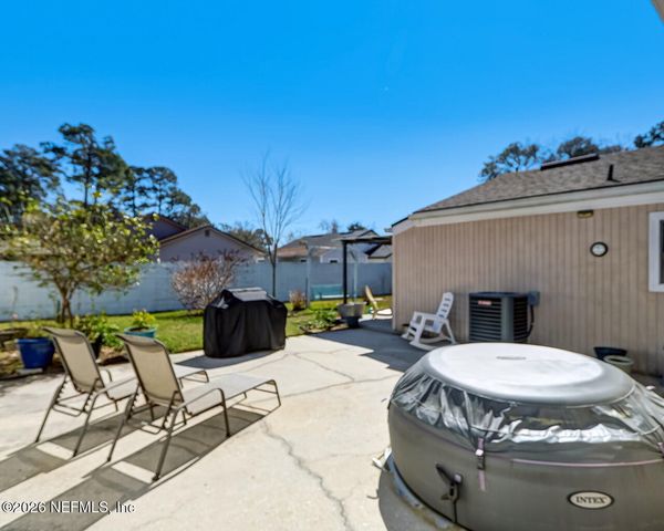 10655 LA MANCHA Avenue, Jacksonville, FL 32257