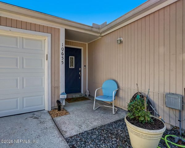 10655 LA MANCHA Avenue, Jacksonville, FL 32257