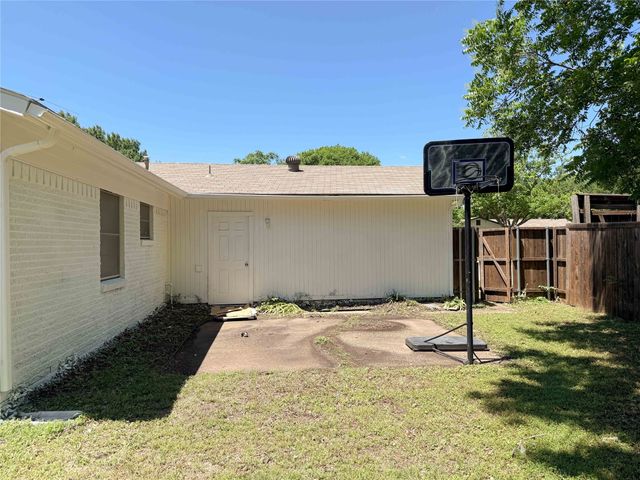 1114 Crestridge Drive, Plano, TX 75075