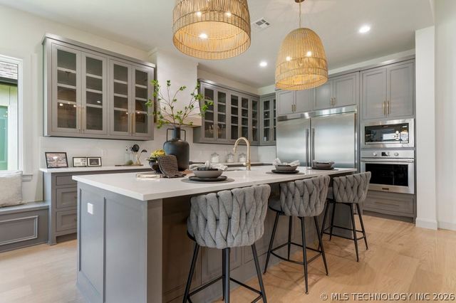 12030 S Vandalia Avenue, Tulsa, OK 74137