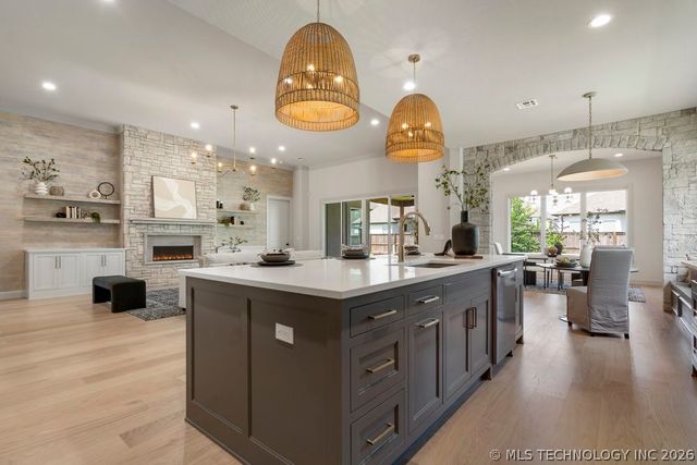 12030 S Vandalia Avenue, Tulsa, OK 74137