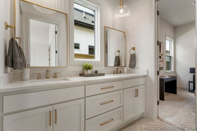 12030 S Vandalia Avenue, Tulsa, OK 74137