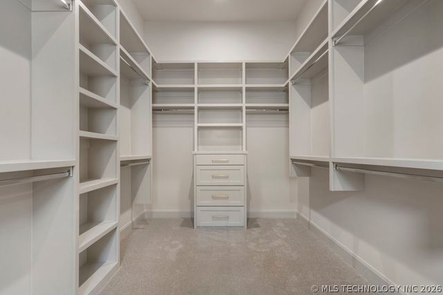 12030 S Vandalia Avenue, Tulsa, OK 74137