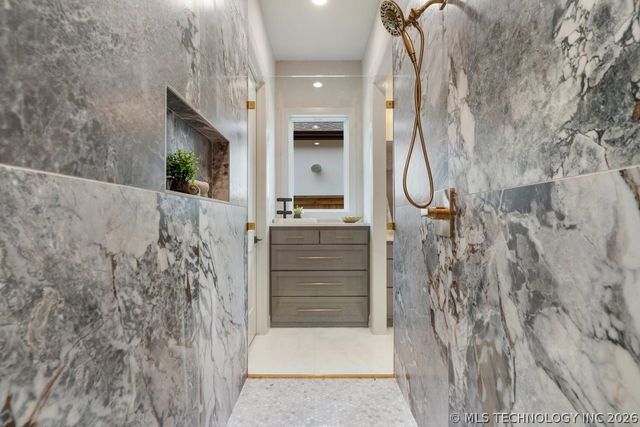 12030 S Vandalia Avenue, Tulsa, OK 74137