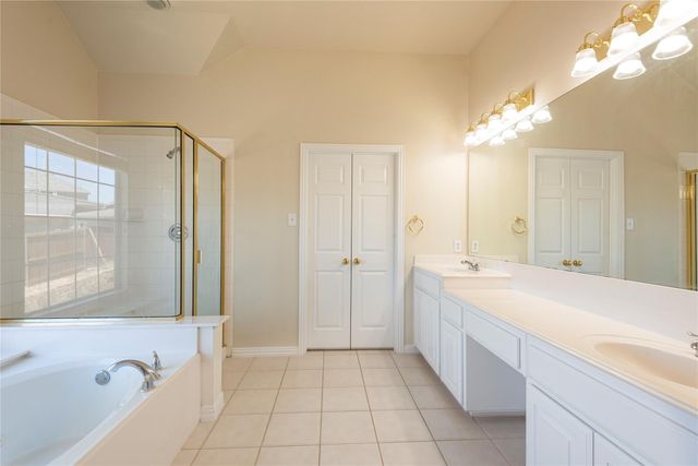 1215 Nocona Drive, Irving, TX 75063