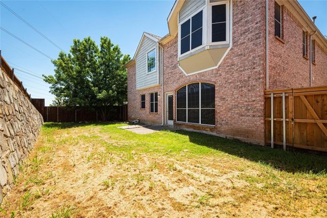 1215 Nocona Drive, Irving, TX 75063