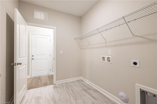 203 Creekside Terrace, Clemmons, NC 27012