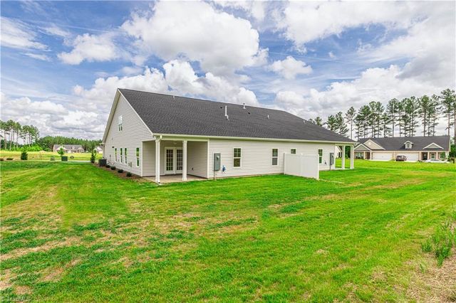 203 Creekside Terrace, Clemmons, NC 27012