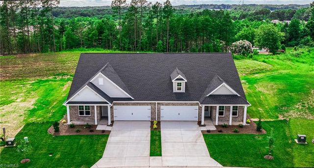 203 Creekside Terrace, Clemmons, NC 27012
