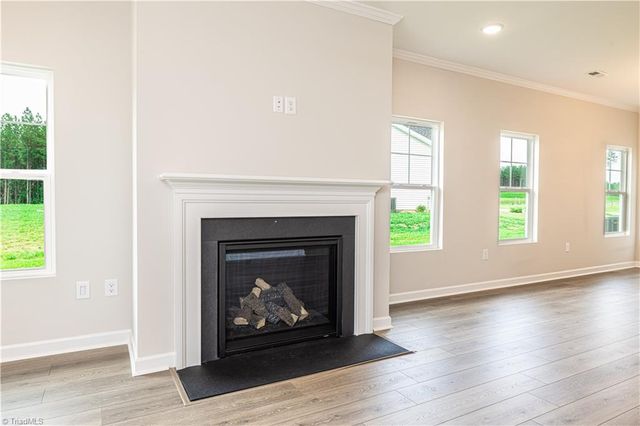 203 Creekside Terrace, Clemmons, NC 27012