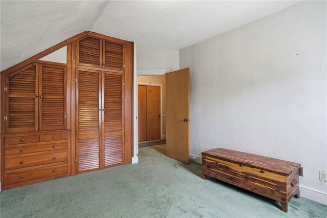 407 Smithfield Avenue, Pawtucket, RI 02860