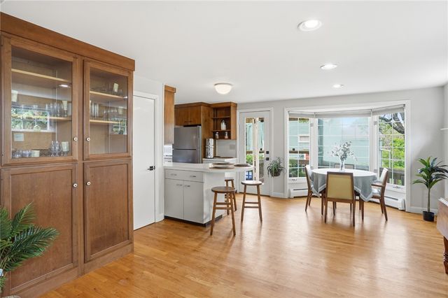 407 Smithfield Avenue, Pawtucket, RI 02860