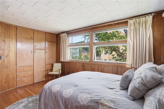407 Smithfield Avenue, Pawtucket, RI 02860