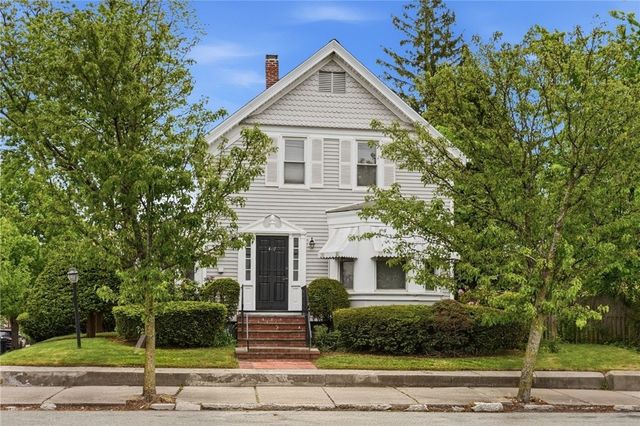 407 Smithfield Avenue, Pawtucket, RI 02860