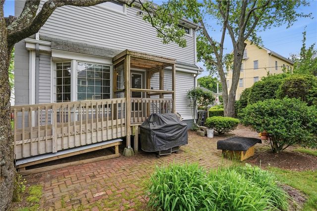 407 Smithfield Avenue, Pawtucket, RI 02860