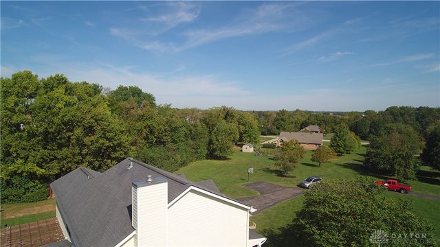 8207 Waynesboro Way, Waynesville, OH 45068