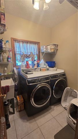8207 Waynesboro Way, Waynesville, OH 45068