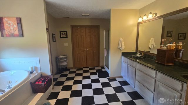 8207 Waynesboro Way, Waynesville, OH 45068