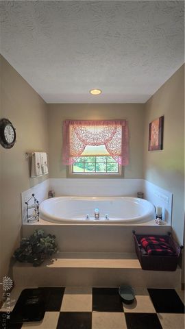 8207 Waynesboro Way, Waynesville, OH 45068
