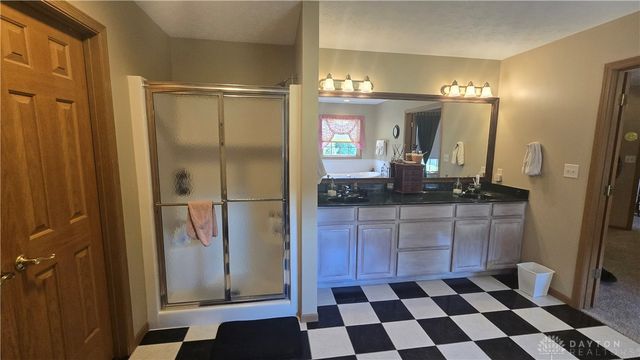 8207 Waynesboro Way, Waynesville, OH 45068