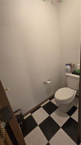 8207 Waynesboro Way, Waynesville, OH 45068