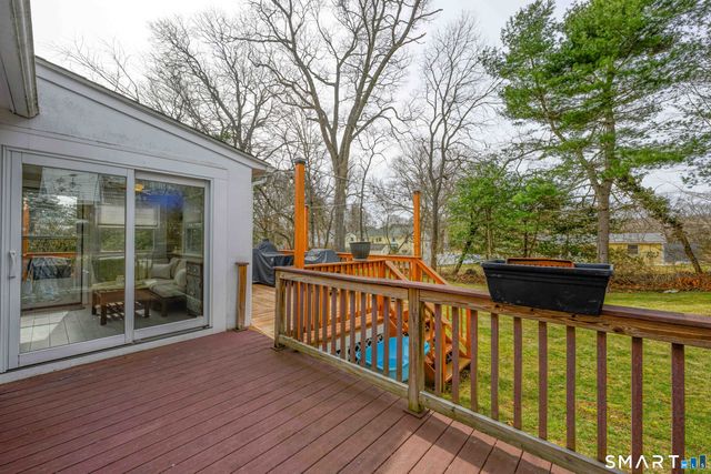 9 2nd Avenue, Old Saybrook, CT 06475