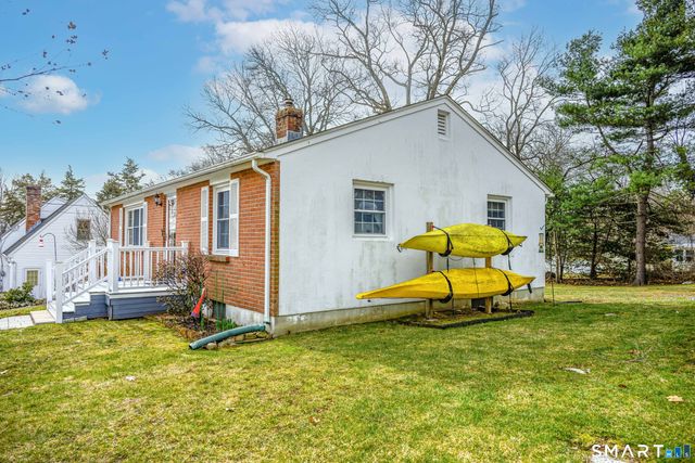 9 2nd Avenue, Old Saybrook, CT 06475