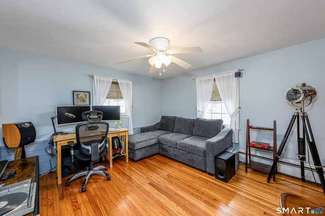 9 2nd Avenue, Old Saybrook, CT 06475