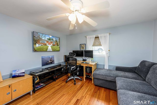 9 2nd Avenue, Old Saybrook, CT 06475