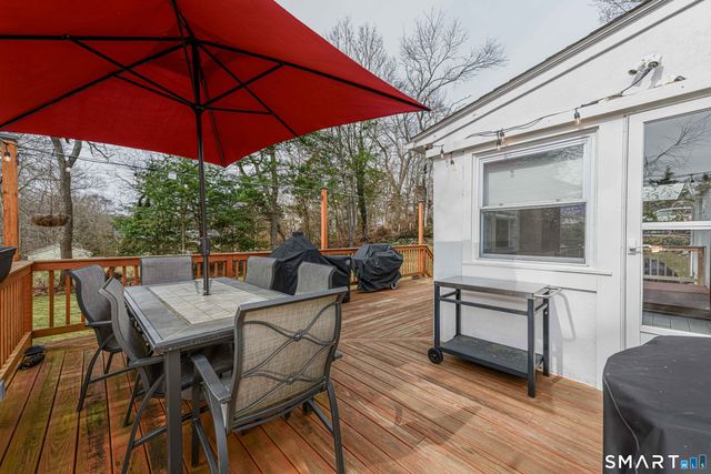 9 2nd Avenue, Old Saybrook, CT 06475