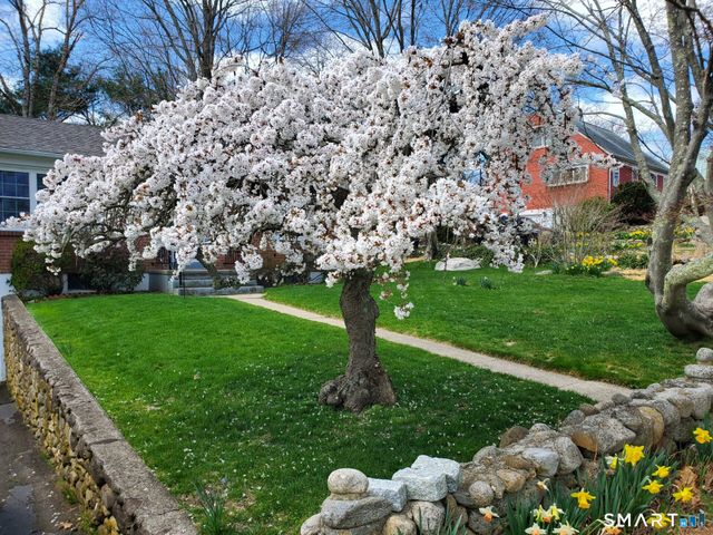 9 2nd Avenue, Old Saybrook, CT 06475