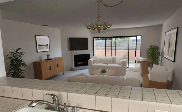 9906 Owensmouth 12, Chatsworth, CA 91311