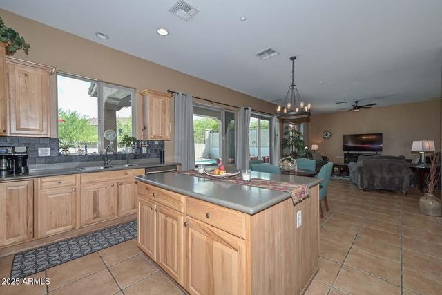 26853 N 89TH Drive, Peoria, AZ 85383