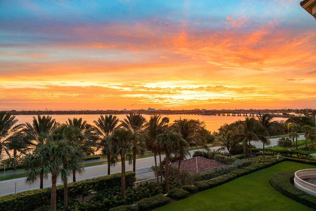 3000 S Ocean Boulevard 402, Palm Beach, FL 33480