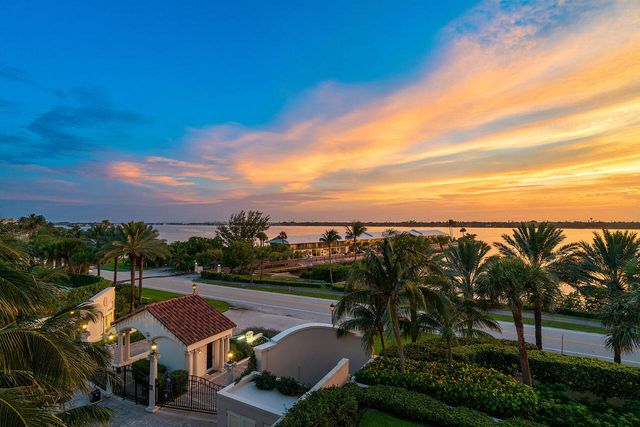 3000 S Ocean Boulevard 402, Palm Beach, FL 33480