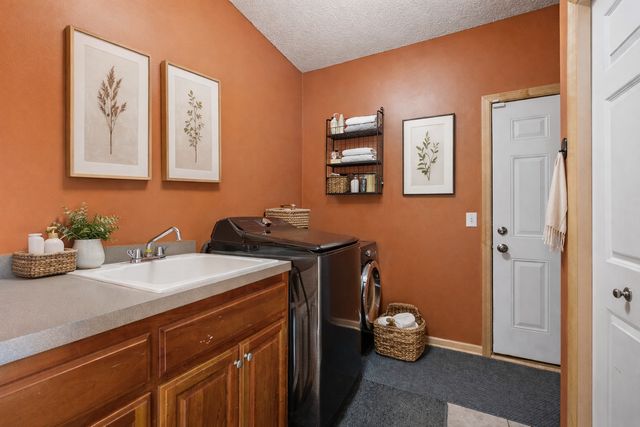 21048 Istria Path, Lakeville, MN 55044