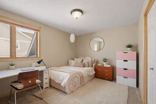 21048 Istria Path, Lakeville, MN 55044