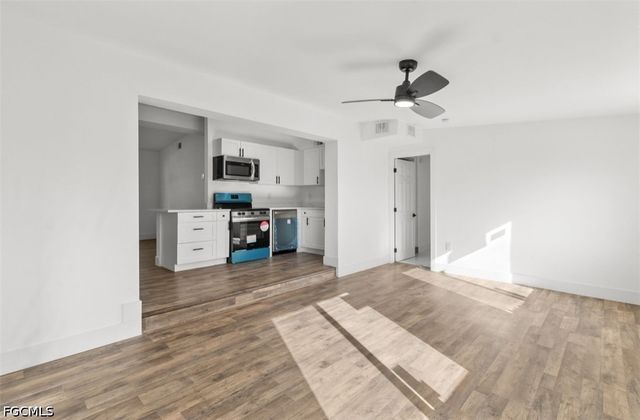 2360 Ednor ST, Port Charlotte, FL 33952