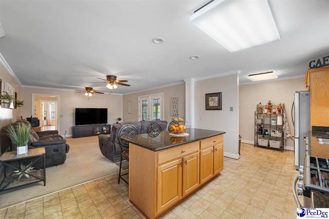 1614 Dexter Dr., Florence, SC 29505